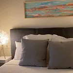 Vut Plaza Del Angel Appartement *