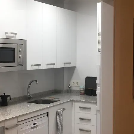 Vut Plaza Del Angel Апартаменты *