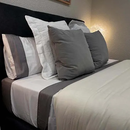 アパート Vut Plaza Del Angel