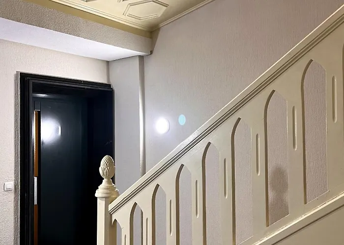 Vut Plaza Del Angel Apartmán *